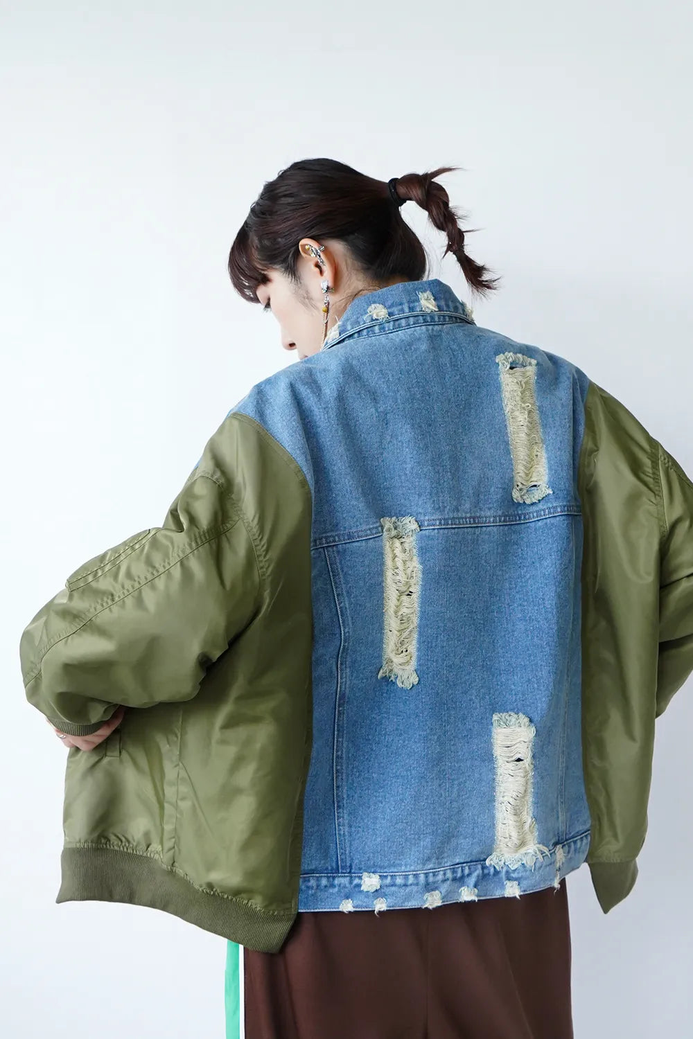 MICALLE MICALLE】ダメージデニム×ナイロンドッキングブルゾン – LILA