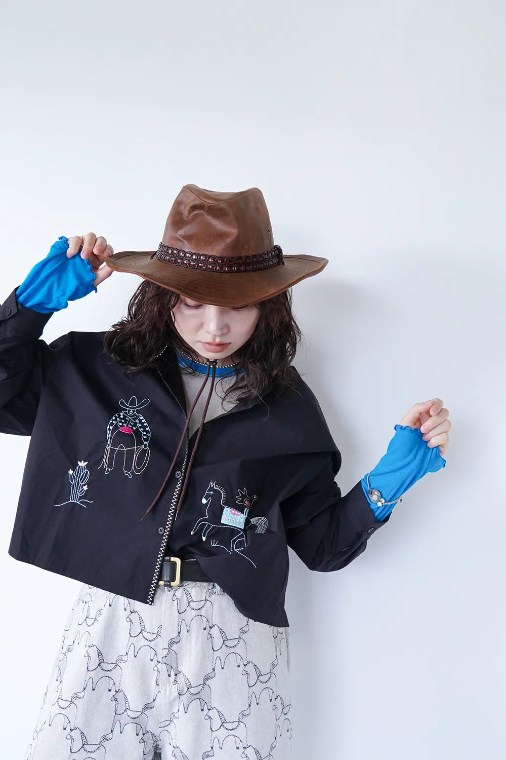 カウボーイ柄刺繍シャツ – LILA & CITTA ONLINE SHOP