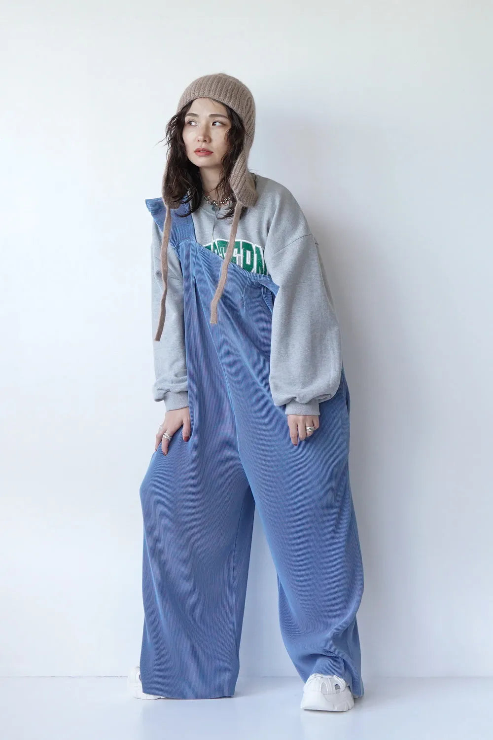 フリルショルダープリーツサロペット