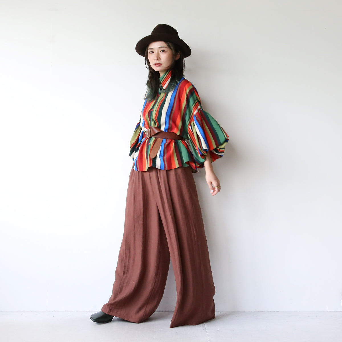 タックレーヨンワイドパンツ – LILA & CITTA ONLINE SHOP