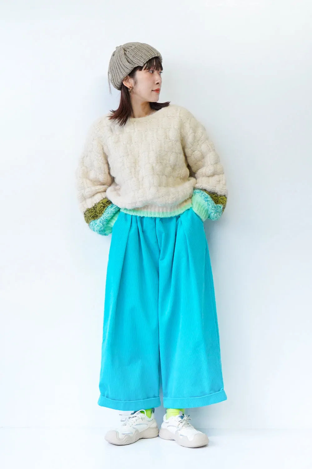 耳当て付きニット帽