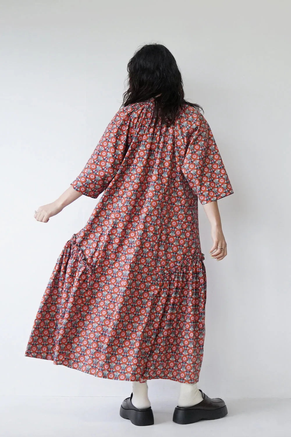 ボタニカル花柄スキッパーワンピース