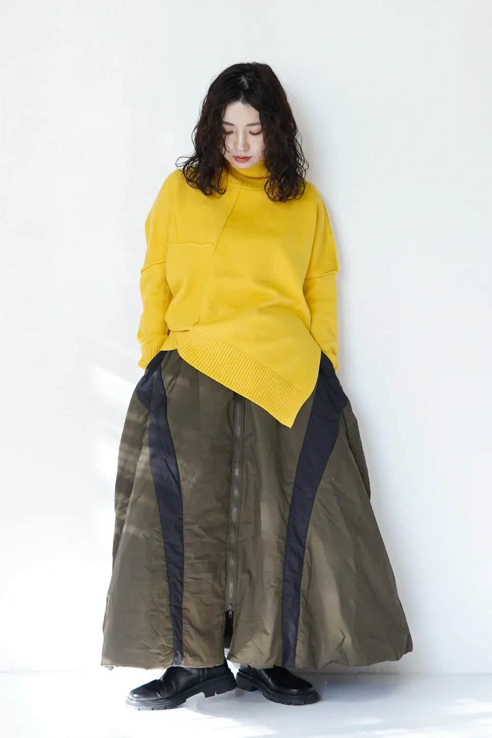 【MICALLE MICALLE】アンバランス変形タートルニット