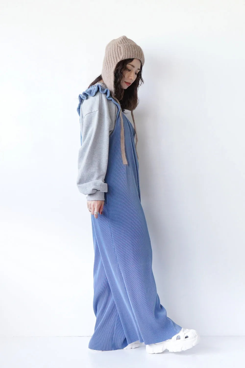 フリルショルダープリーツサロペット