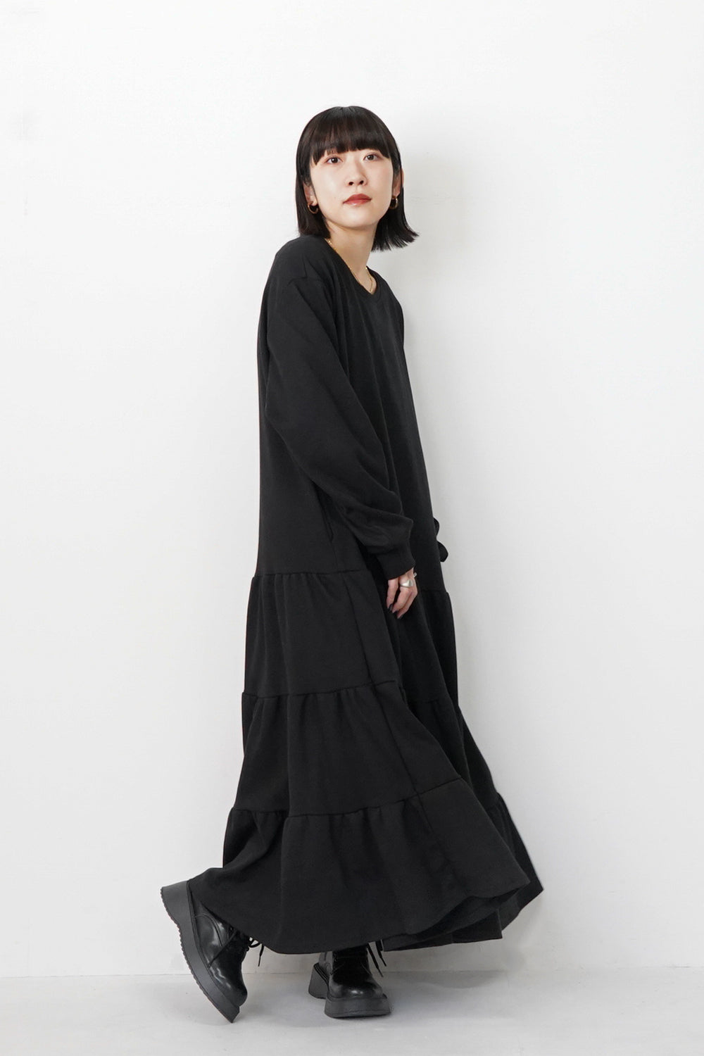 最終値下げ OLUN（ollun） ドレープロングティアードワンピース ティアードトレーナーワンピース – LILA & CITTA ONLINE SHOP