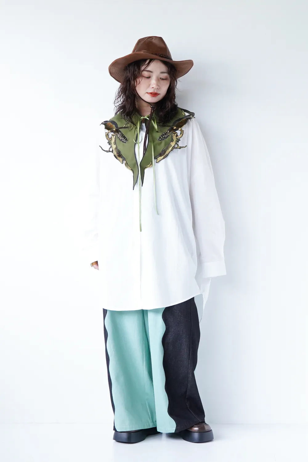 鳥刺繍衿付きチュニックシャツ – LILA & CITTA ONLINE SHOP 鳥刺繍衿付きチュニックシャツ – LILA & CITTA ONLINE SHOP