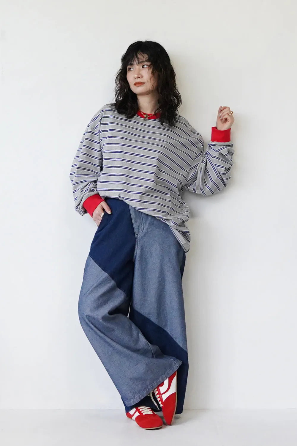 スエードスニーカー