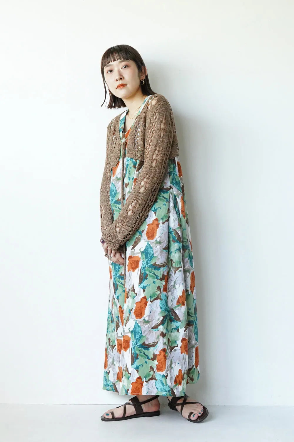 水彩大花柄前後Vネックフレアワンピース