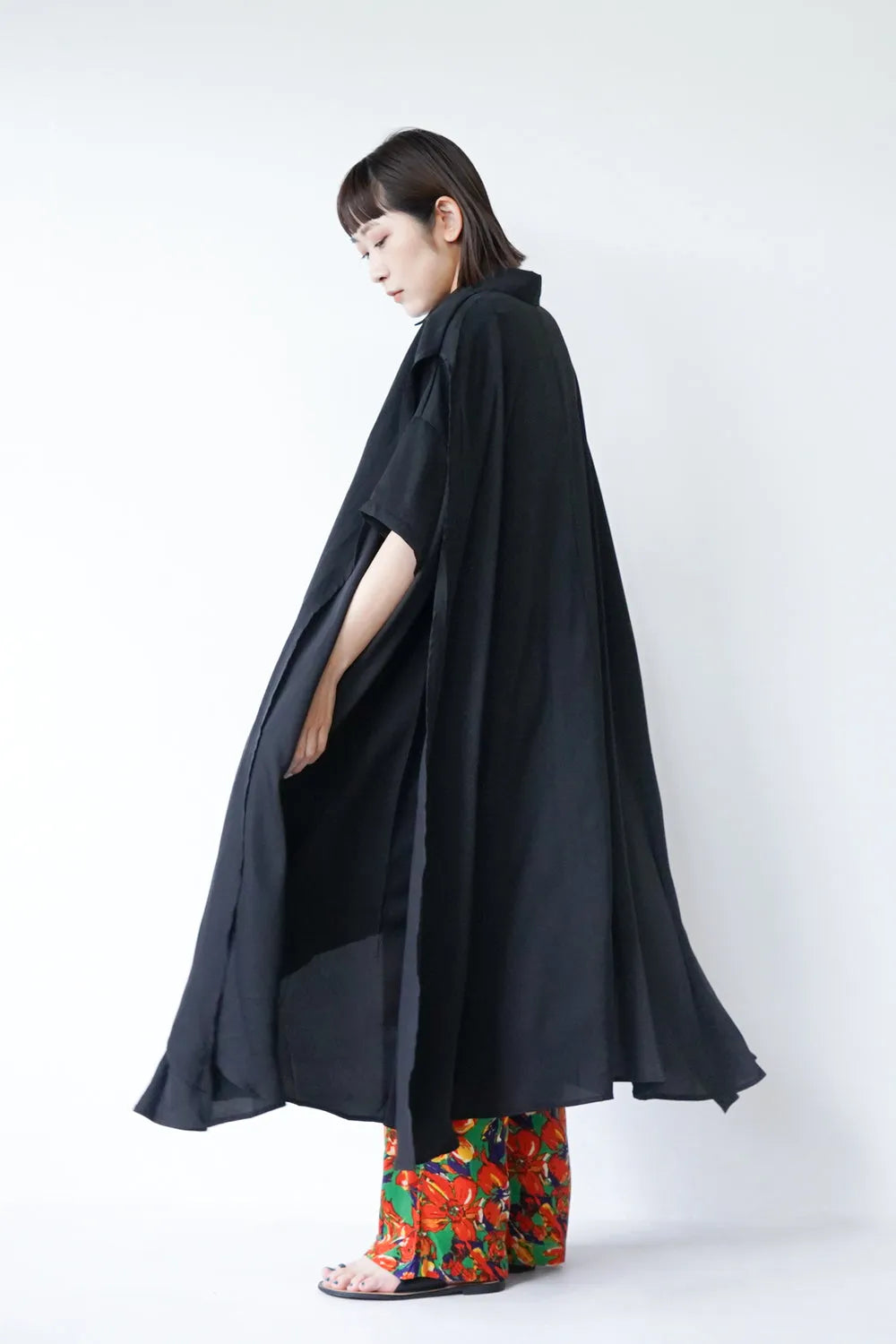 アシメカットビッグフレアシャツ