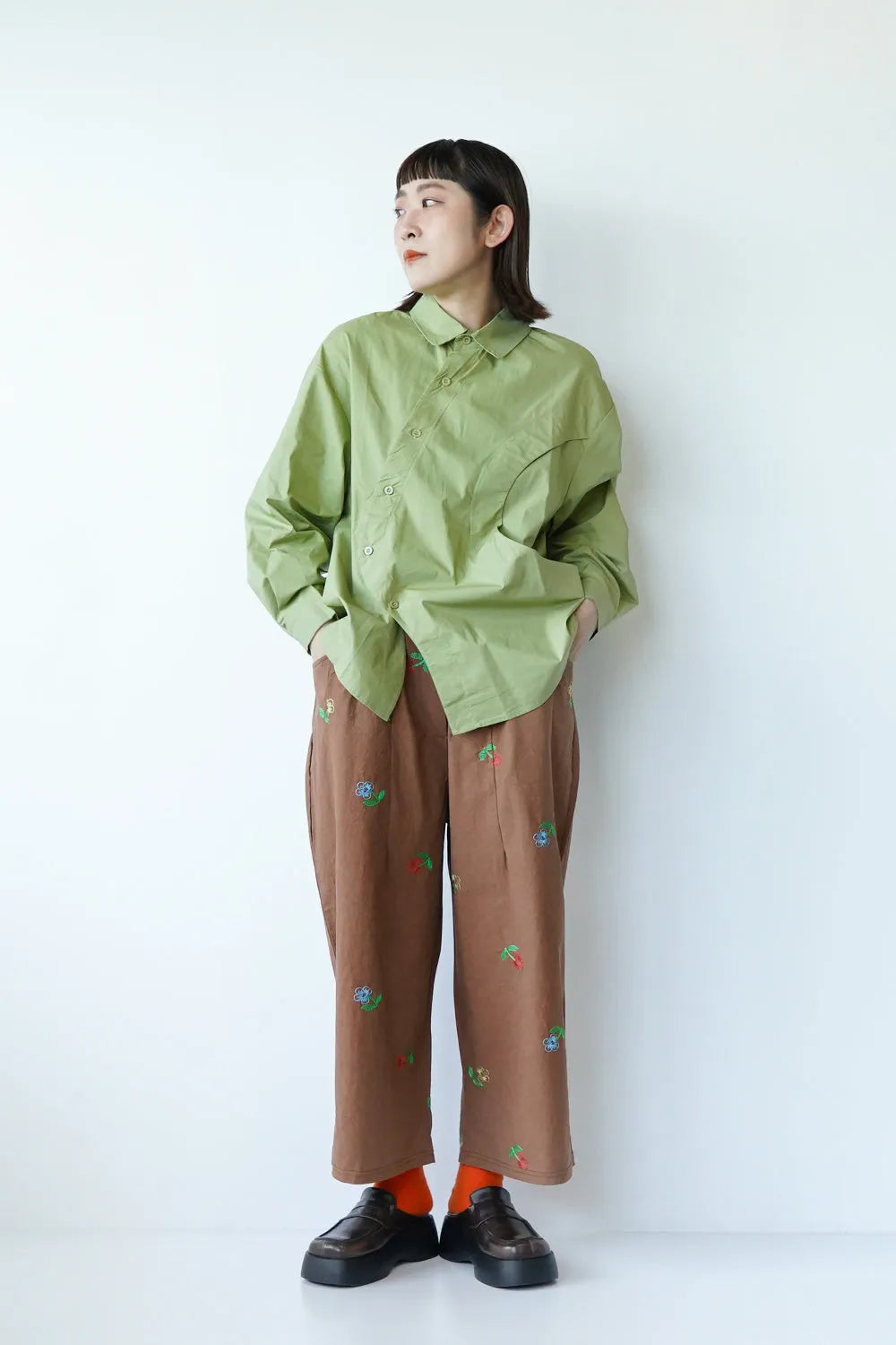 花刺繍コットンワイドパンツ