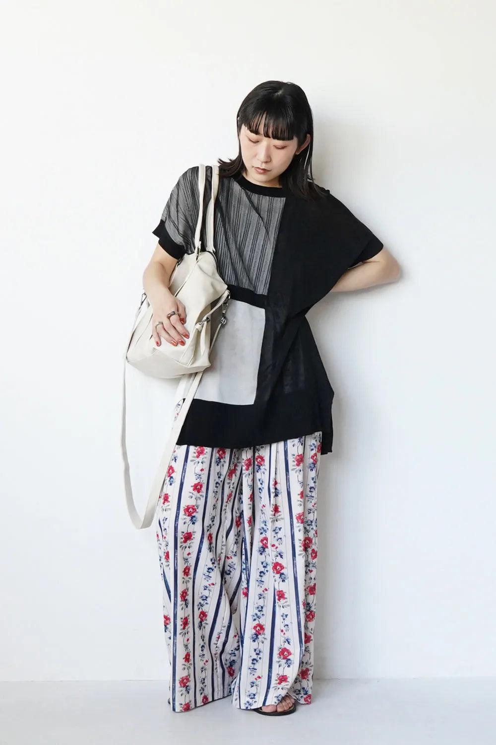 ストライプ×花柄ワイドパンツ