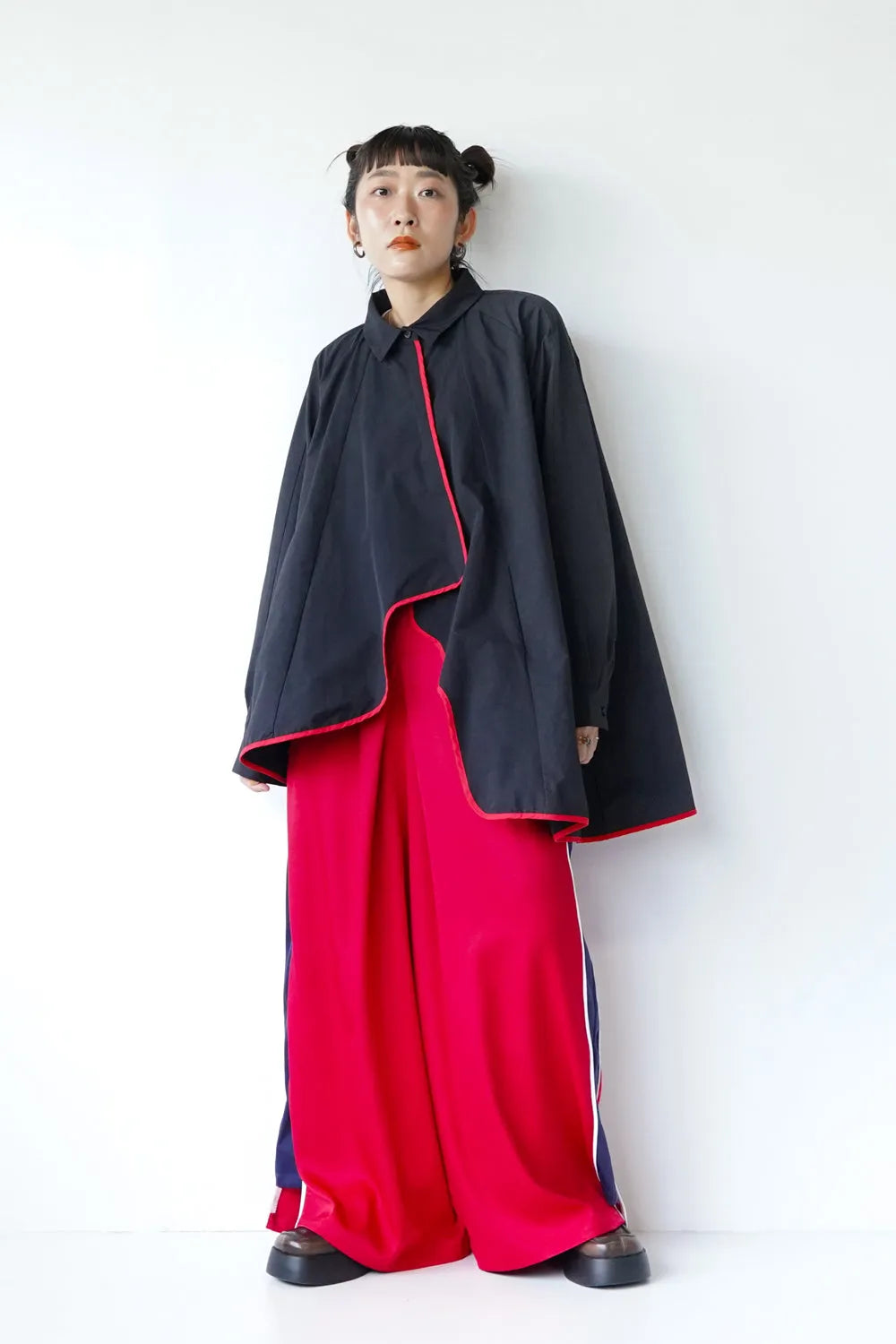 【LILA n’ citta】サイド配色トラックパンツ