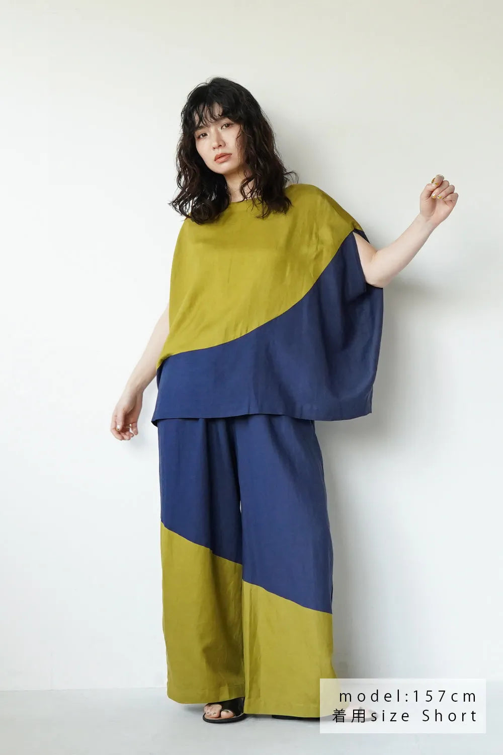 【LILA n' citta】リネンレーヨン丸形プルオーバー