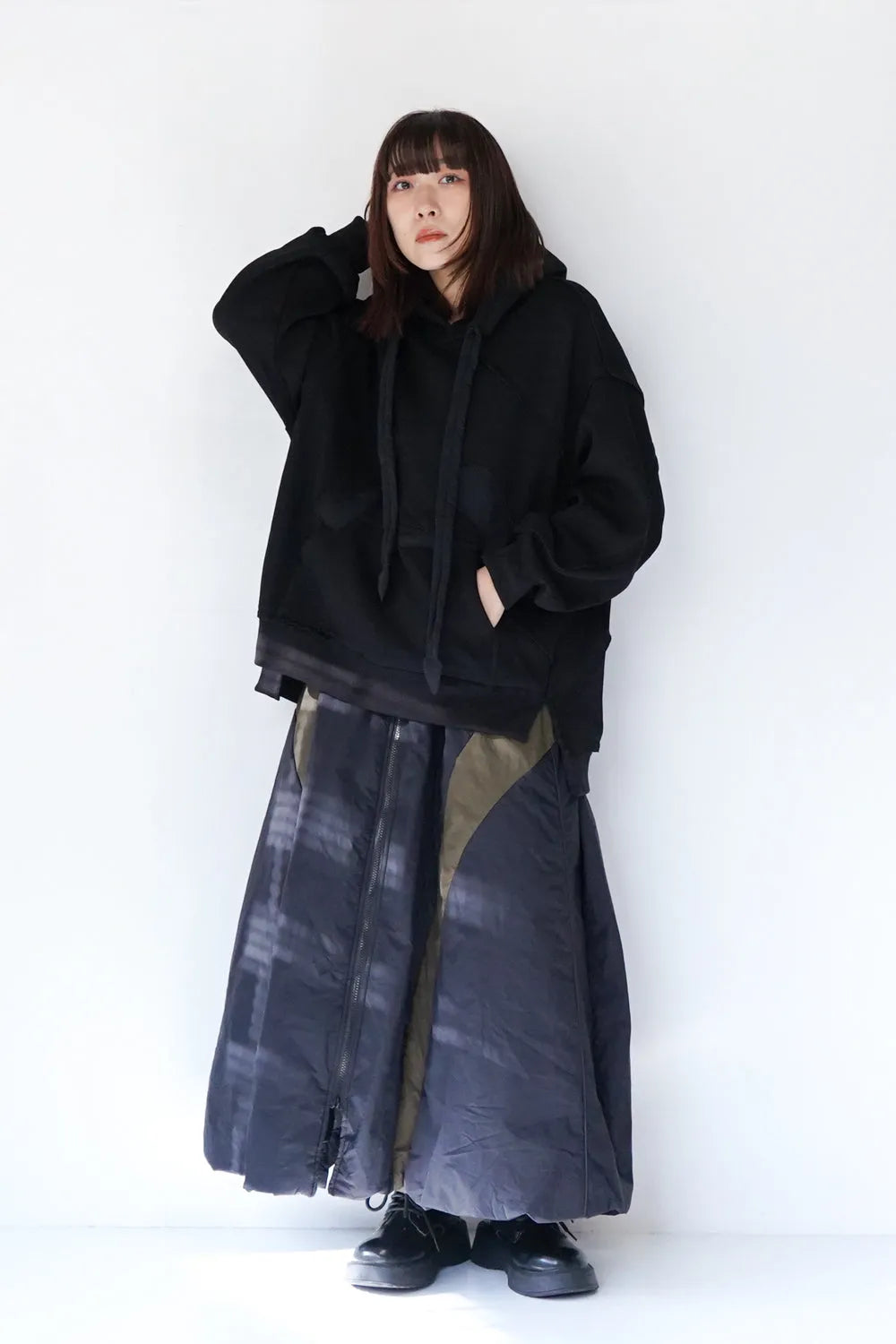 サイドラインフロントジップ中綿バルーンスカート