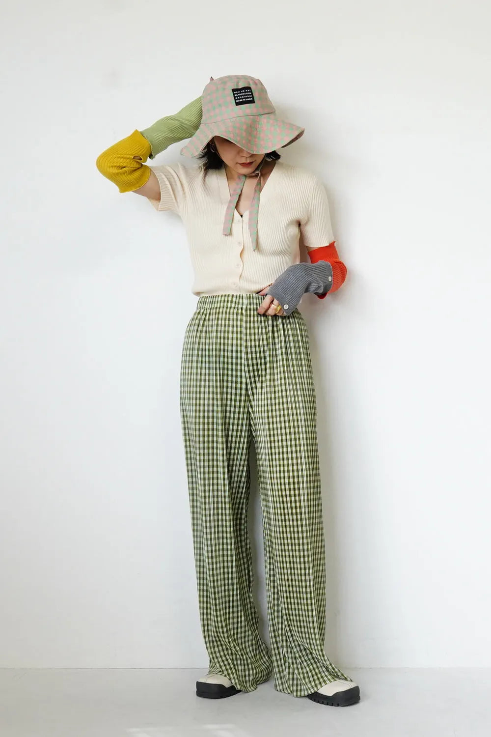 つぎはぎ配色スリーブリブニットカーディガン