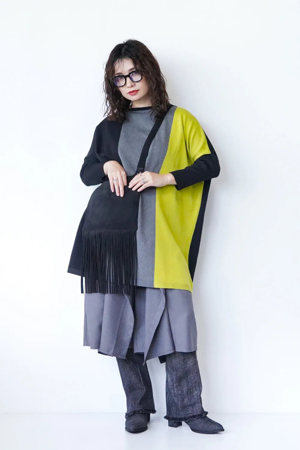 フリンジショルダーバッグ