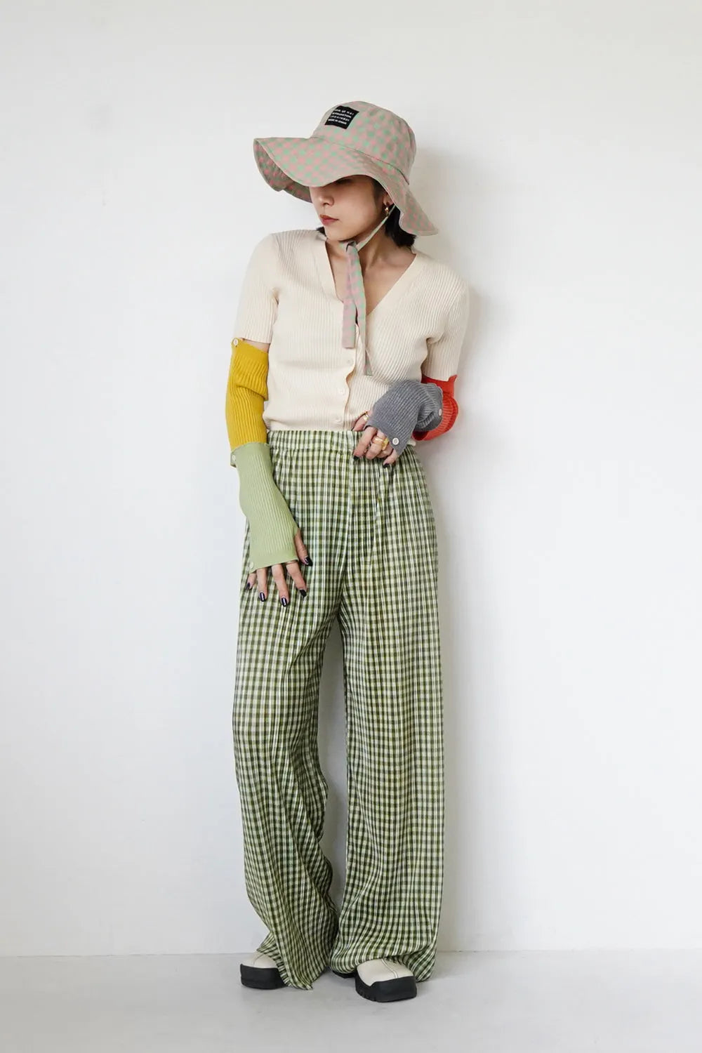 つぎはぎ配色スリーブリブニットカーディガン