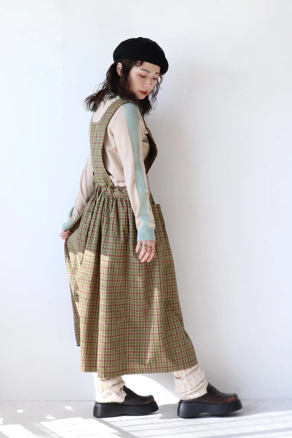 配色フリルネックニットソー