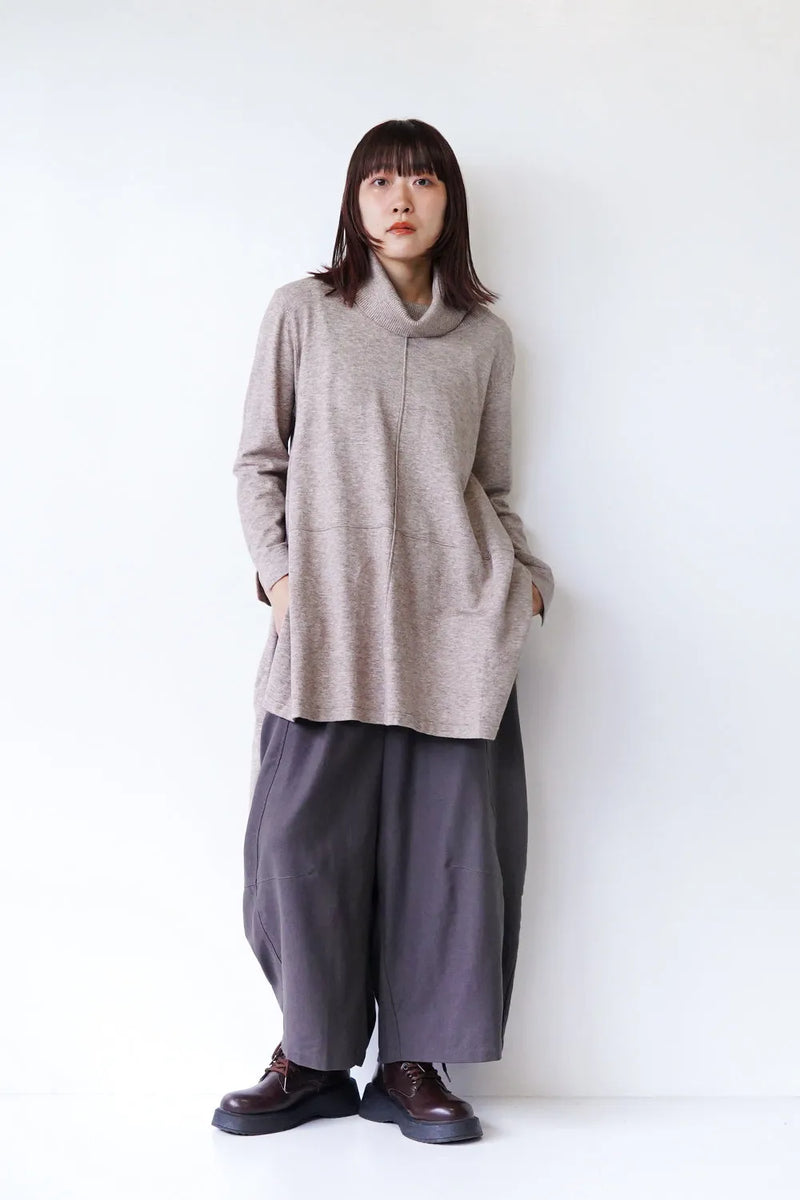 タートルチュニックニット