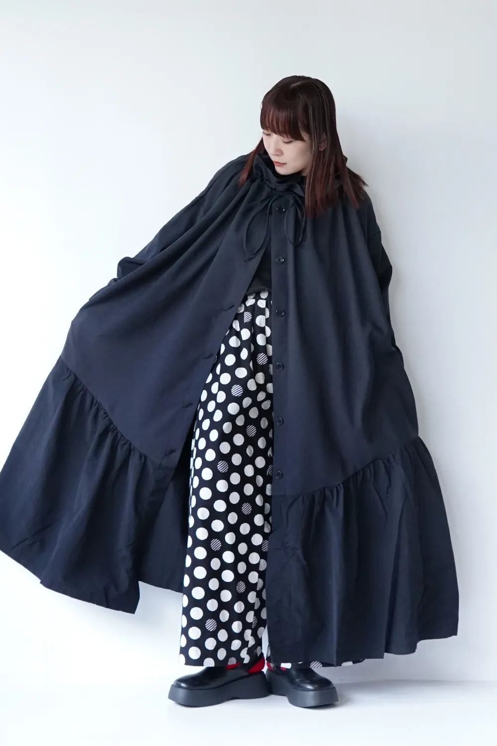 【nunuforme 】ネックドロストフリルワンピ