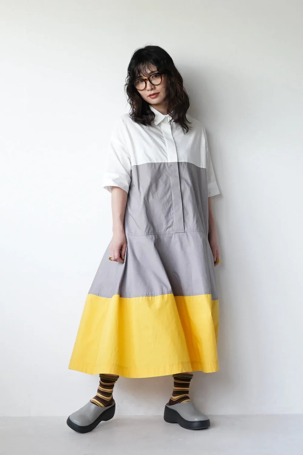 【LILA n' citta】バイカラーフレアシャツワンピース