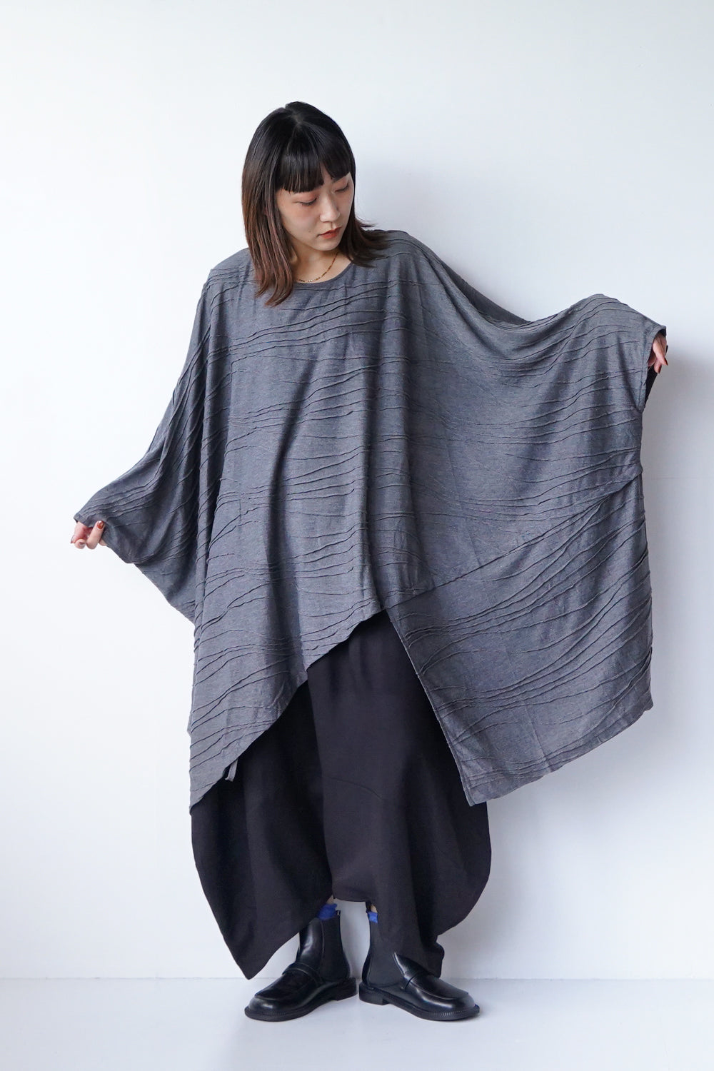 超ワイドアシメカットプルオーバー