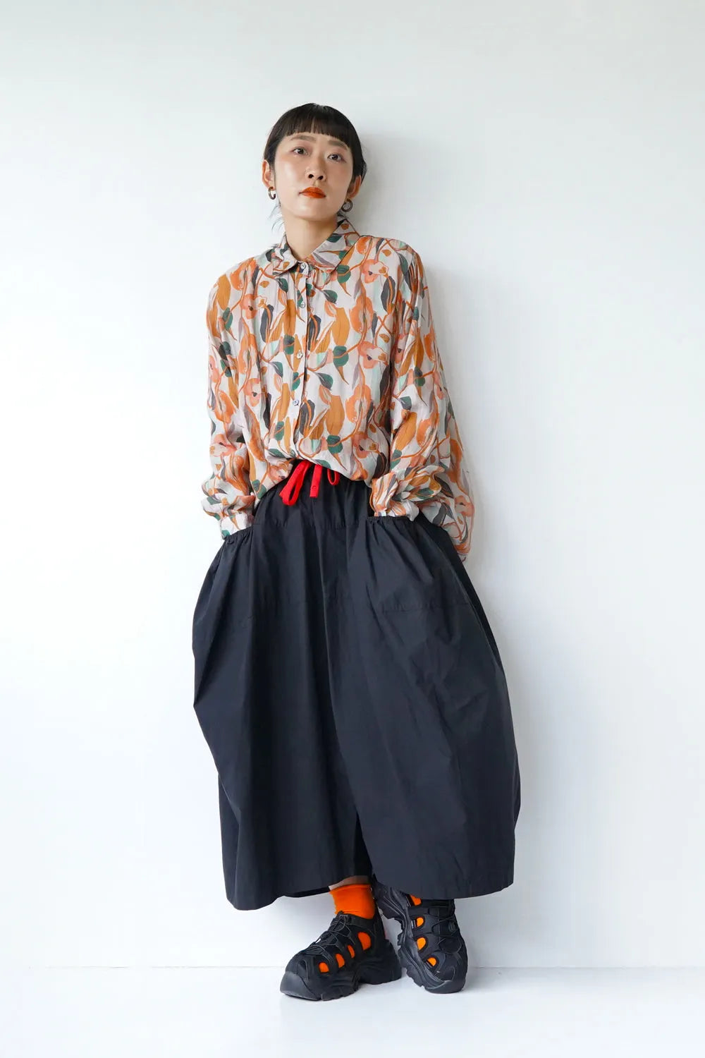 リーフ柄シャツ