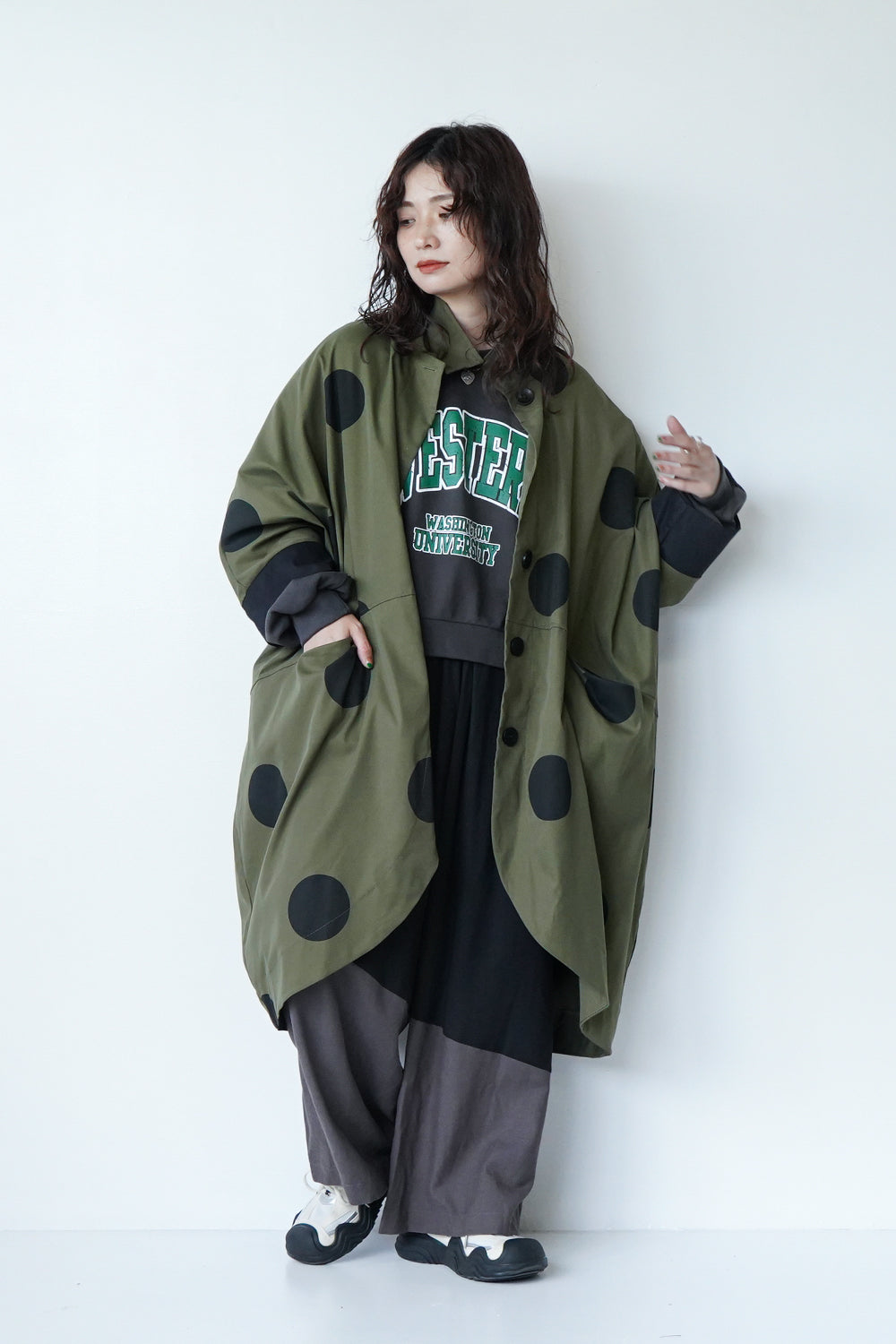 WESTERNロゴスウェット – LILA & CITTA ONLINE SHOP