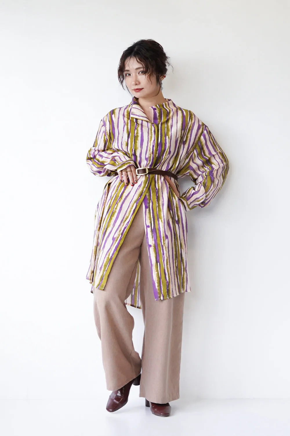 うねうねストライプハイネックチュニックブラウス