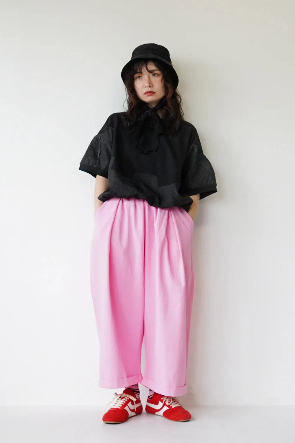 スエードスニーカー