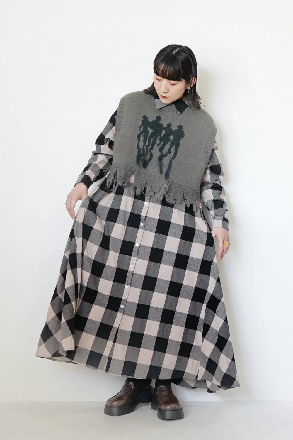 人柄？ダメージニットベスト