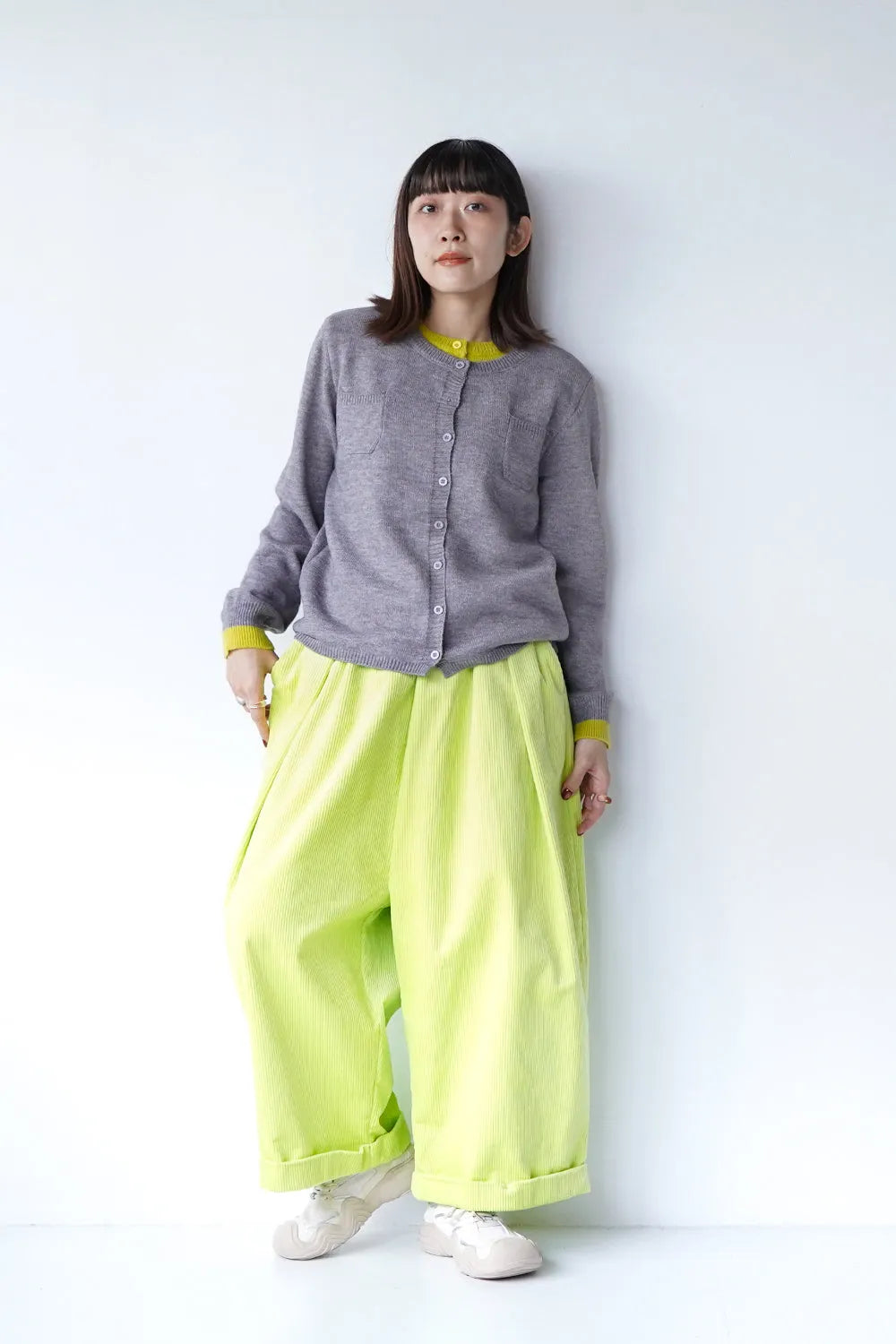 配色レイヤードショートカーデ