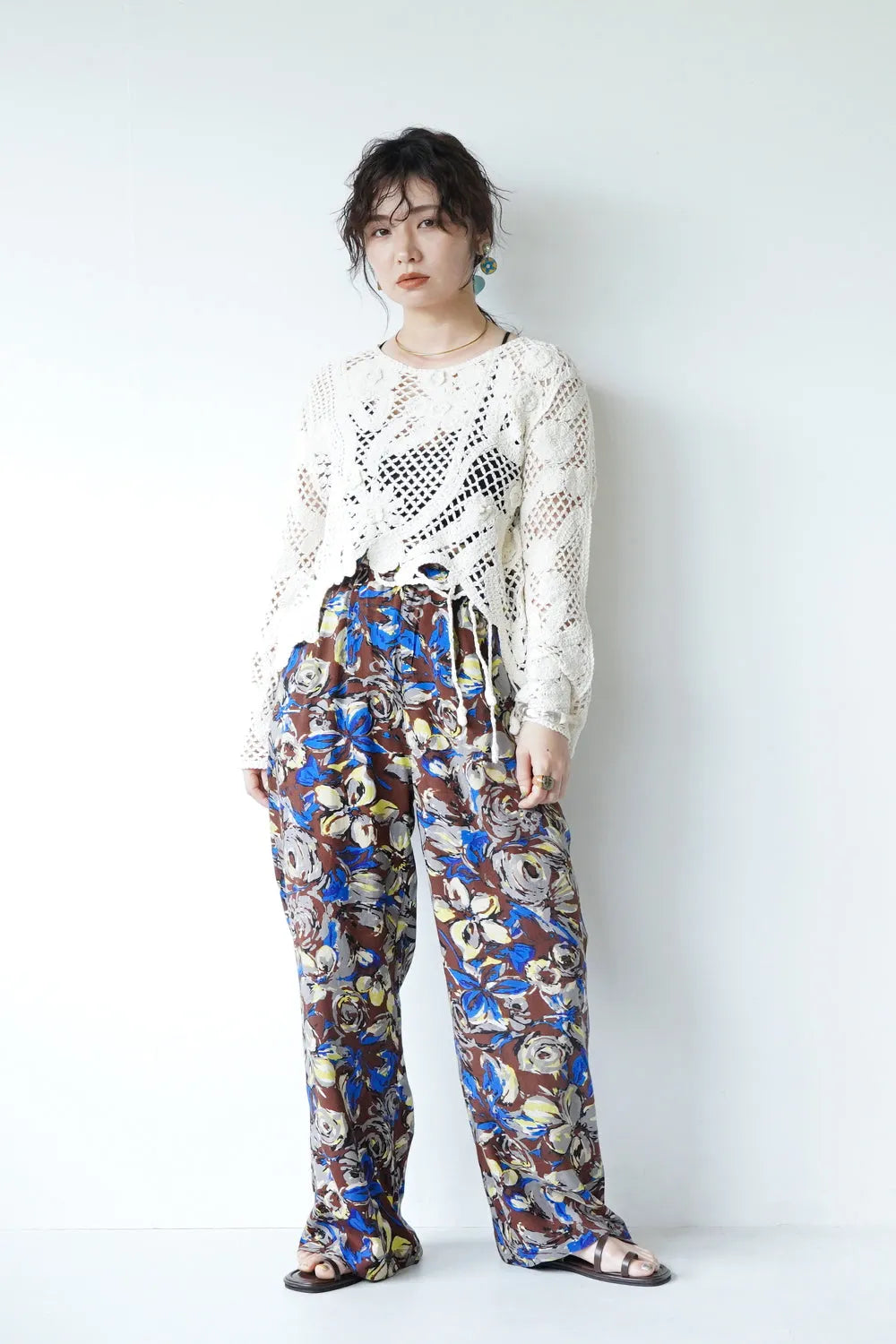 ビビッド大花柄麻混イージーパンツ