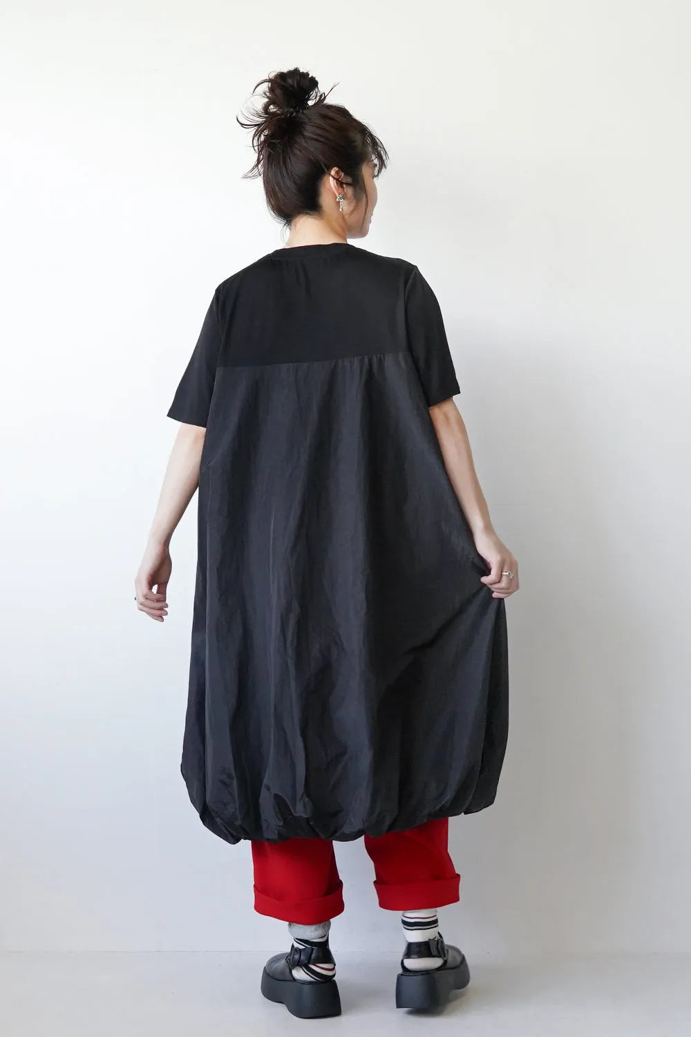 異素材切替ナイロンバルーンワンピース
