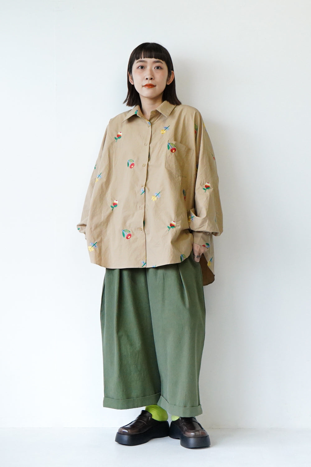 カラータックワイドパンツ – LILA & CITTA ONLINE SHOP