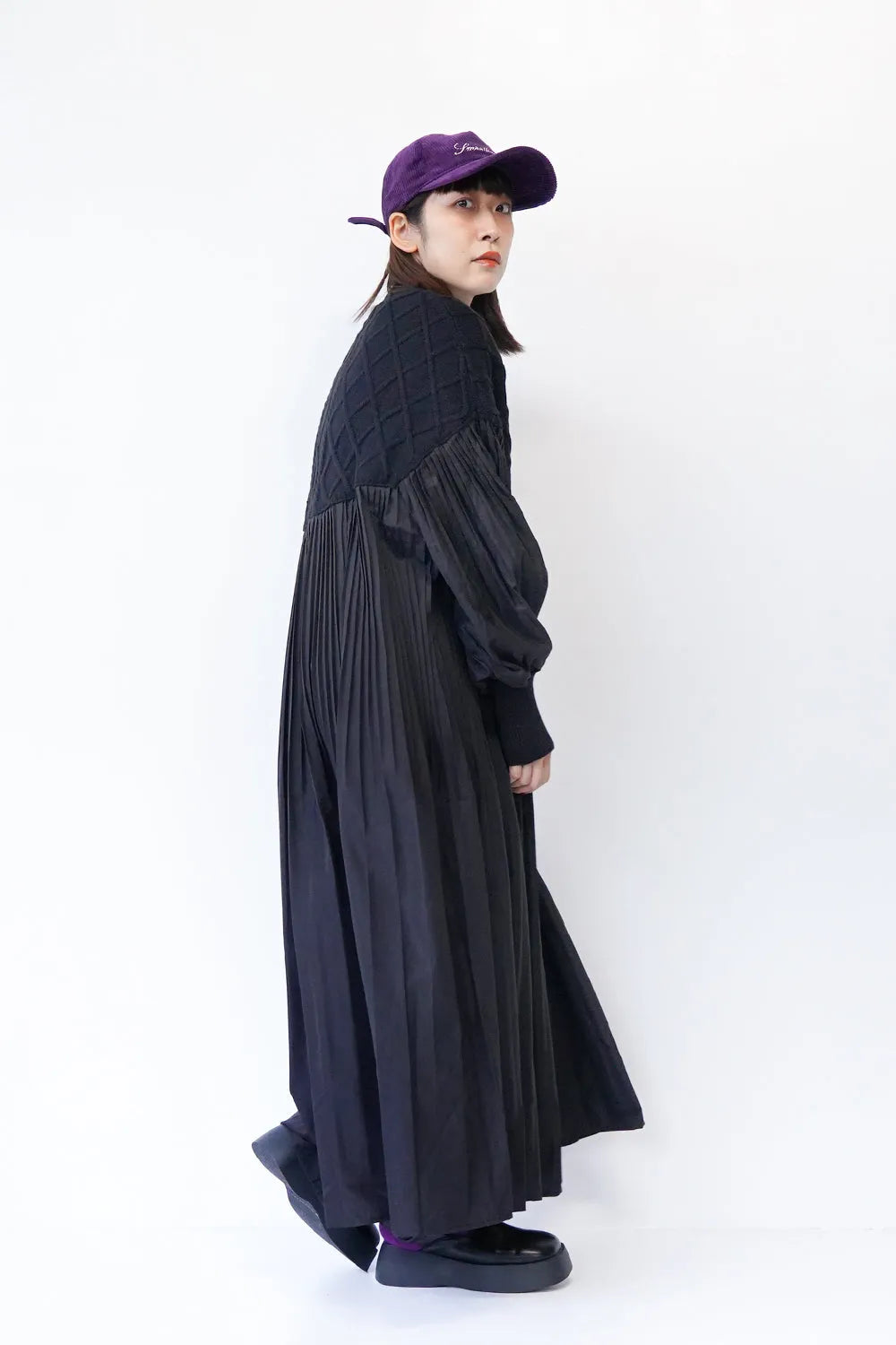 ニット×プリーツロングワンピース