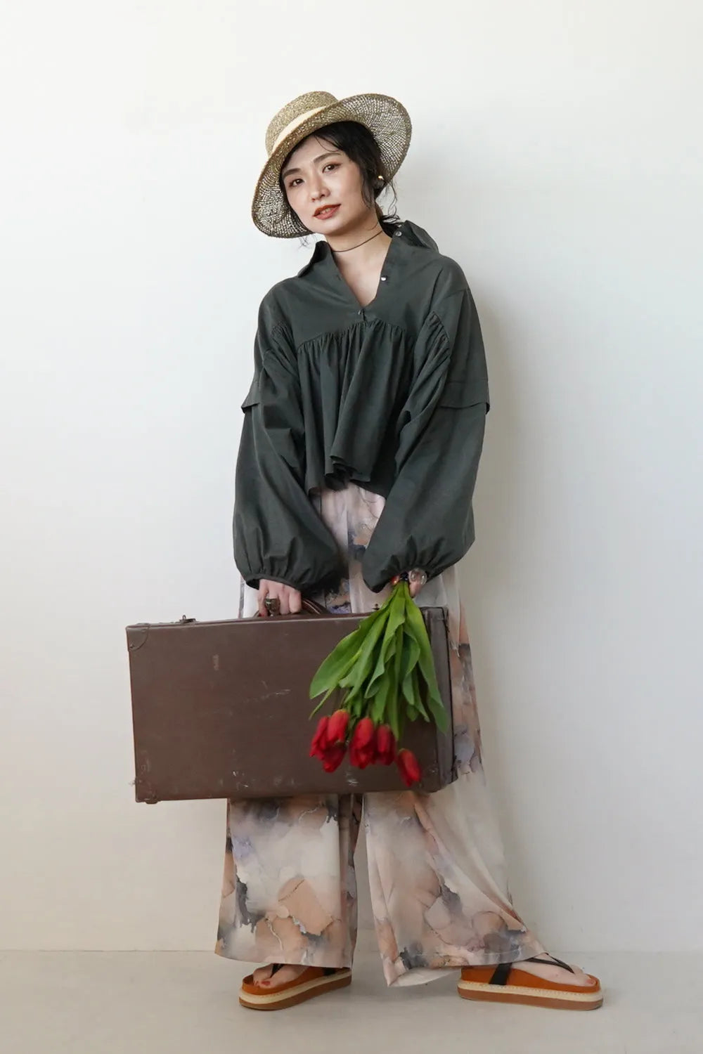 【LILA n' citta】ギャザー袖プルオーバー