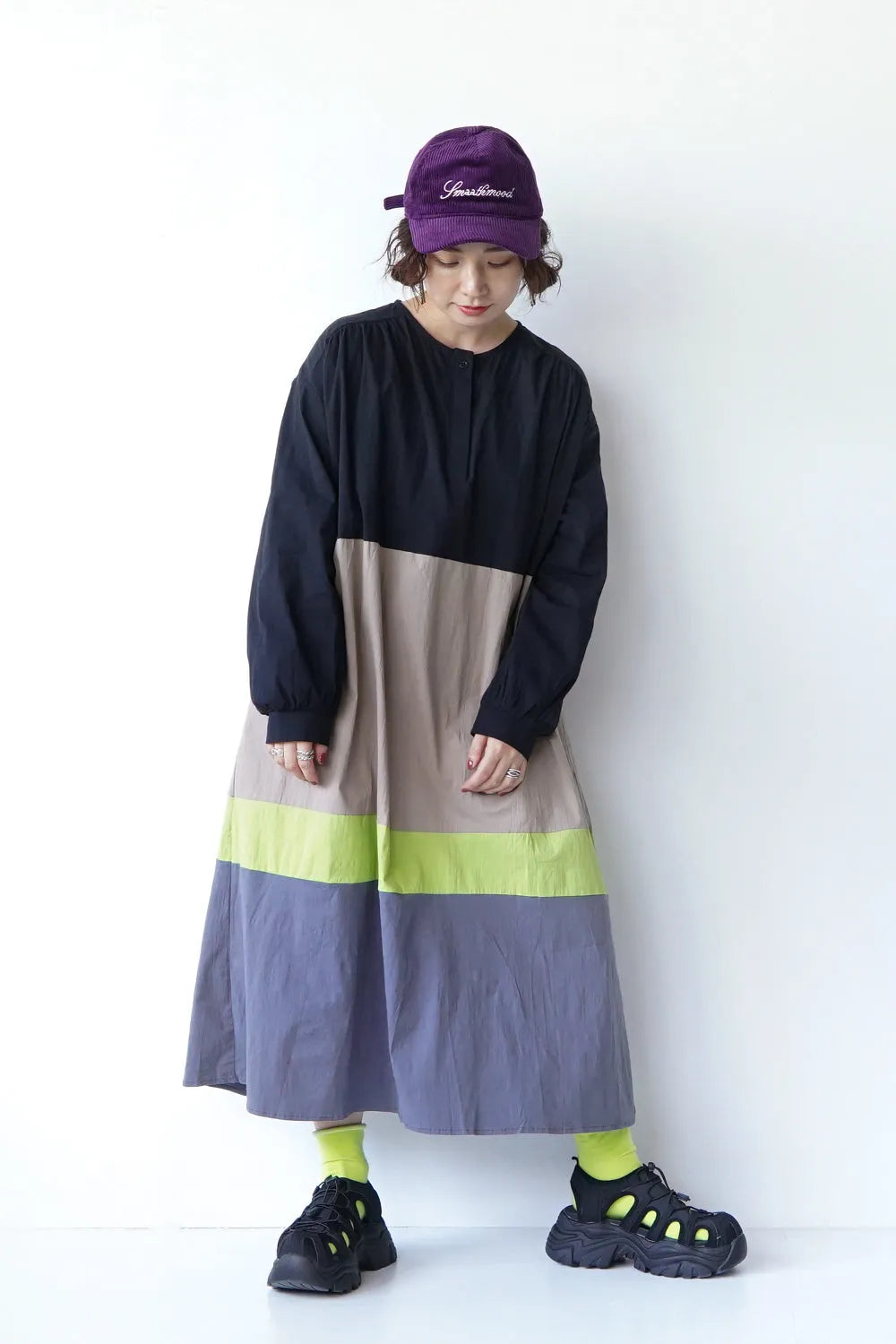 ロゴ入りコーデュロイボールキャップ