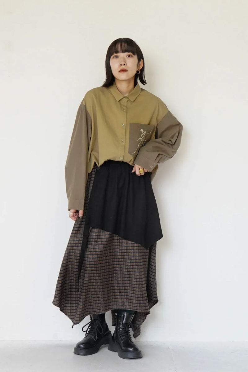 刺繍人間ポケットシャツ