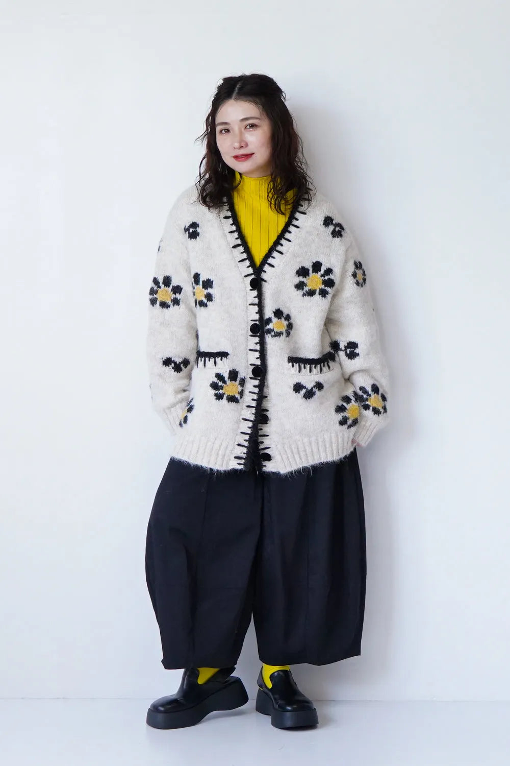 立体バルーンナイロンパンツ