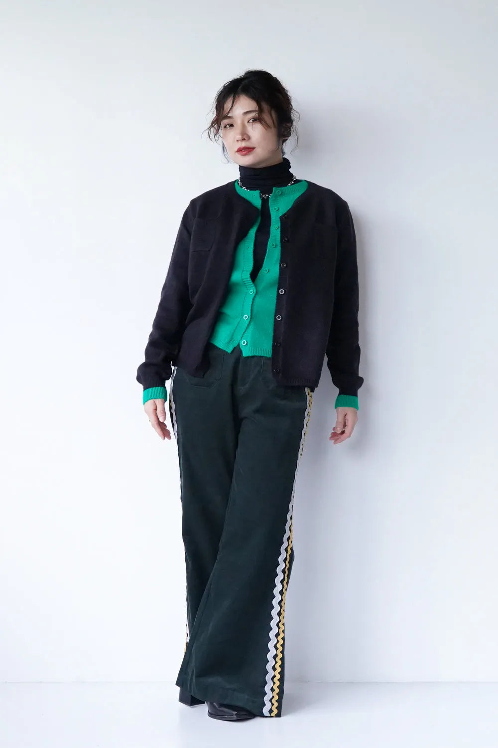 配色レイヤードショートカーデ