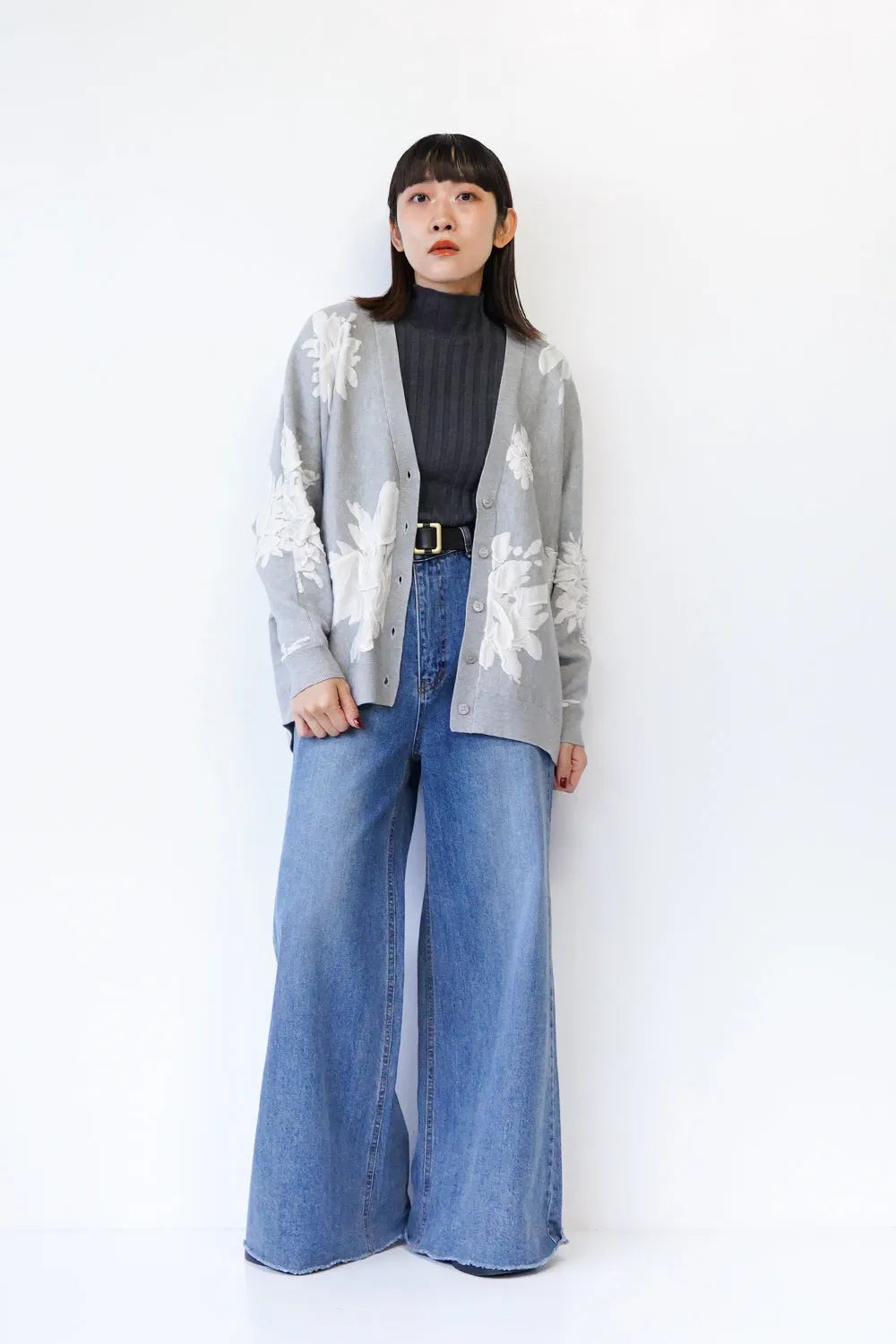 前後バイカラーハイネックニットソー