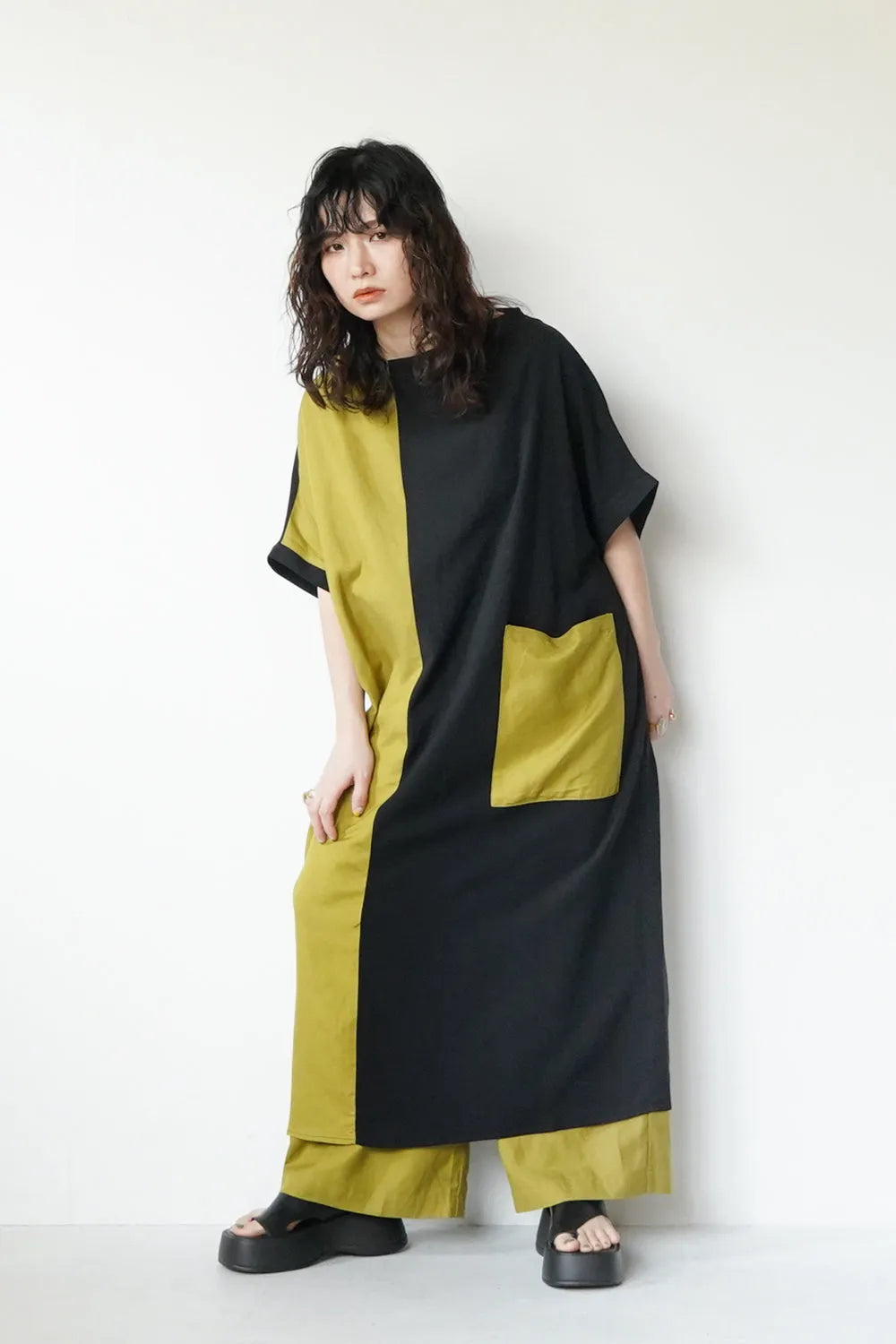 【LILA n’ citta】リネンレーヨンバイカラーワンピース