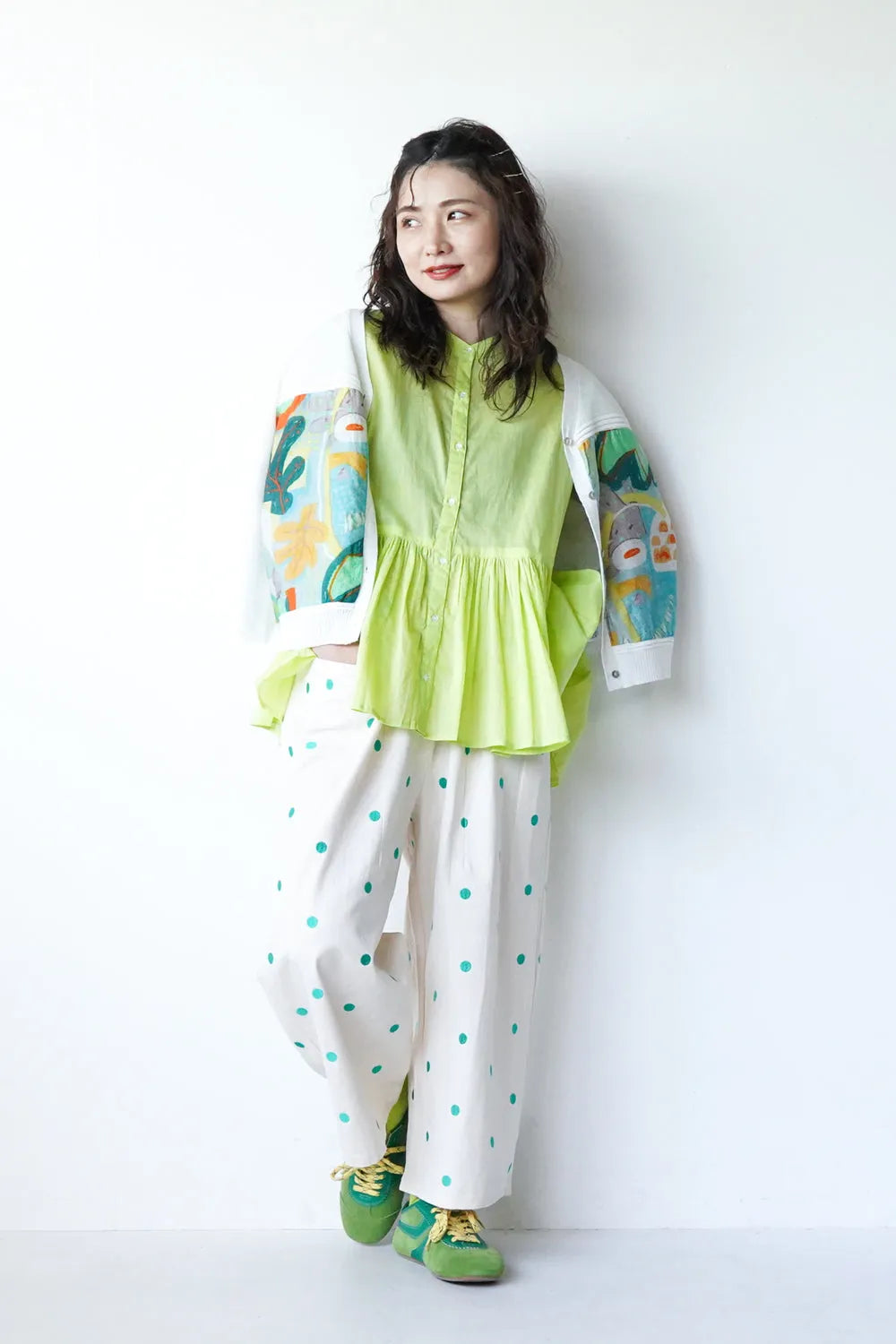 幾何学プリント切替カーデ