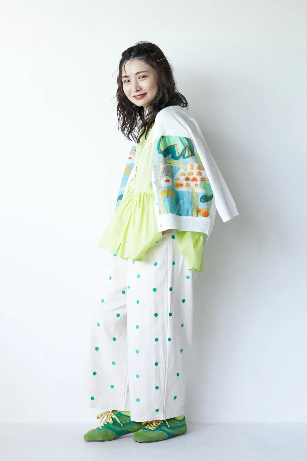 幾何学プリント切替カーデ