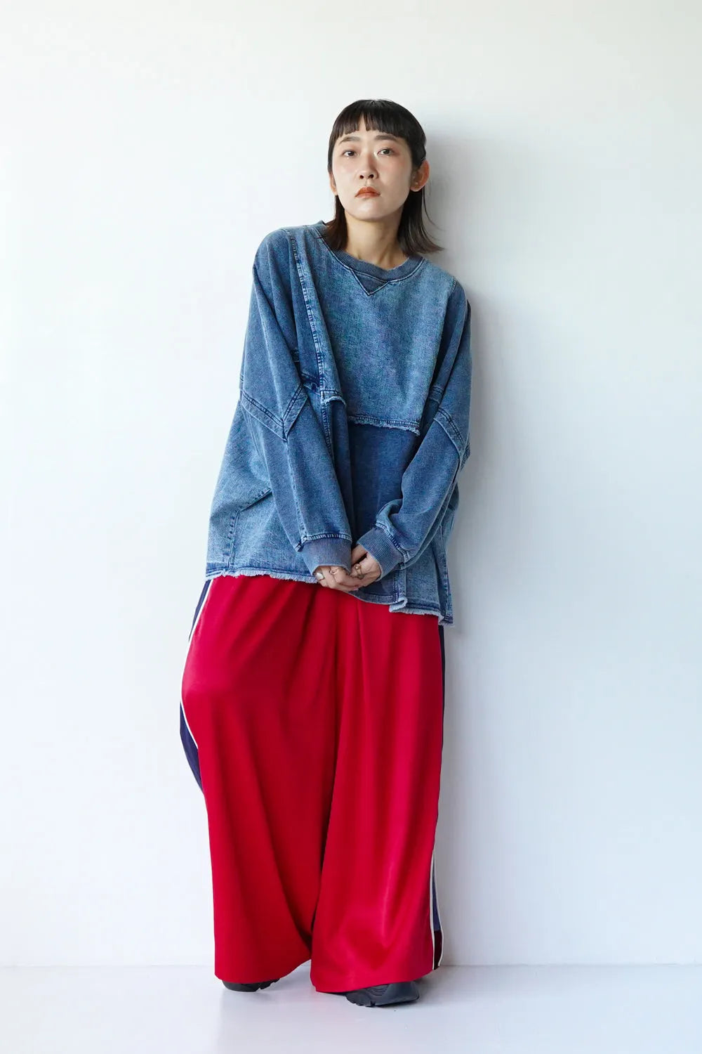 ケミカルデニム裏毛ドルマンプルオーバー