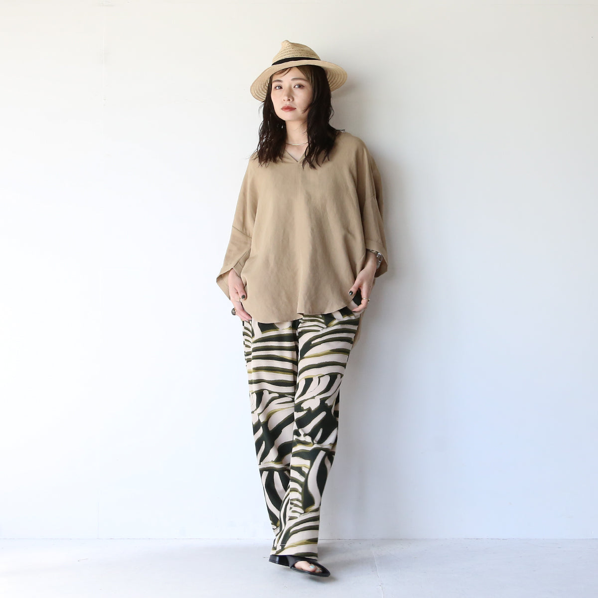 CHIGNON シニヨン】ORIGINAL LEAF PRINT PANTS オリジナルリーフ
