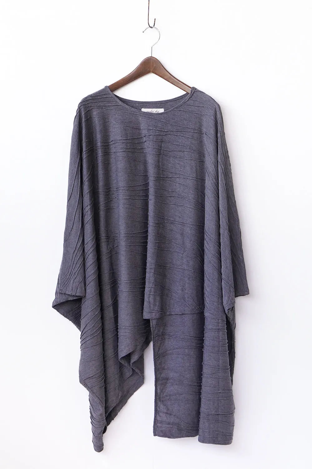 超ワイドアシメカットプルオーバー