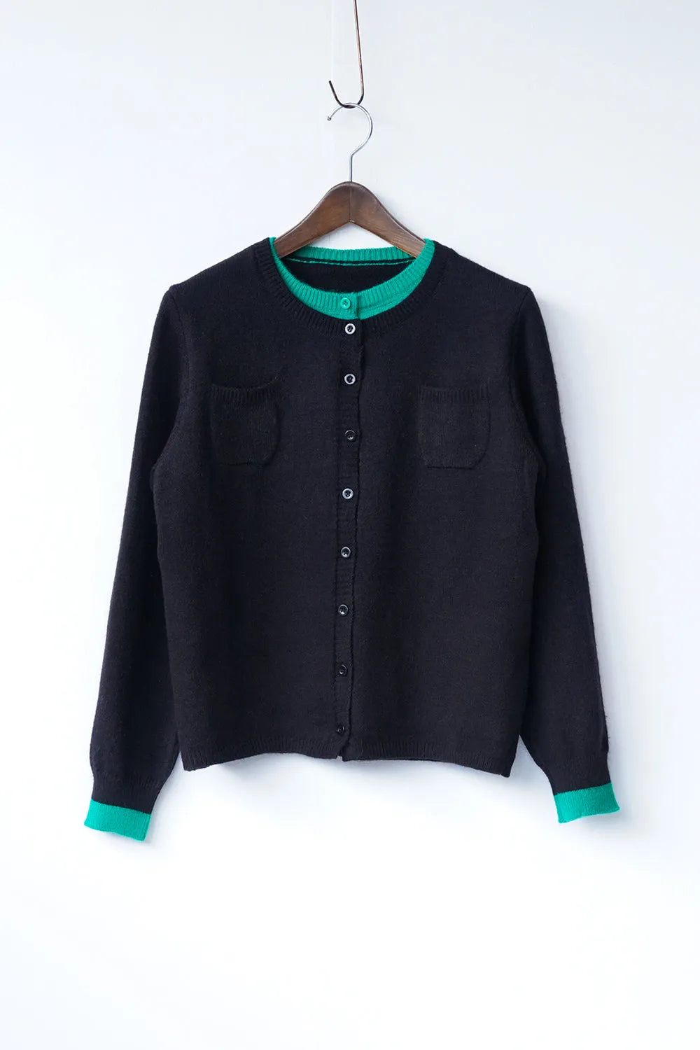 配色レイヤードショートカーデ