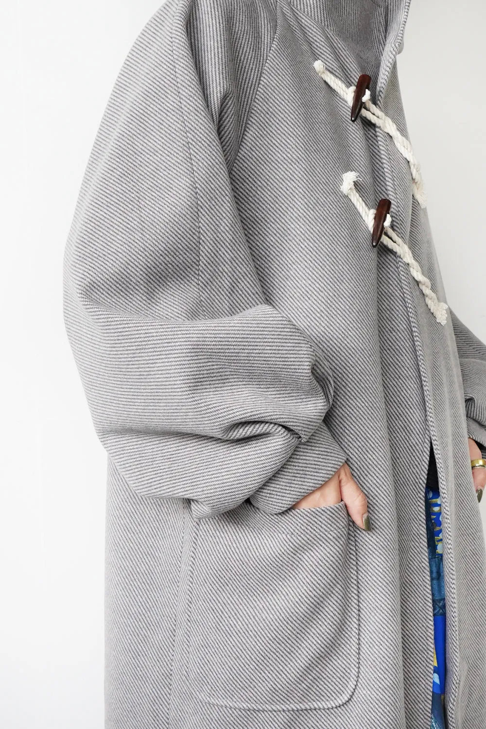 ななめダッフルロングコート